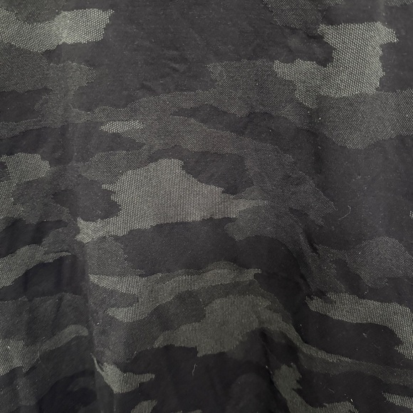 Athleta Black Camo Speedlight Tank - Picture 5 of 9